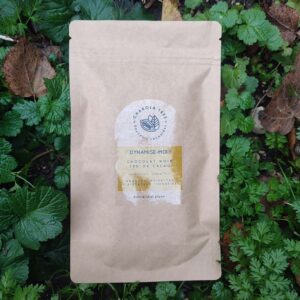 Tablette de chocolat noir 70% de cacao - Amandes, noisettes et pistaches torréfiées